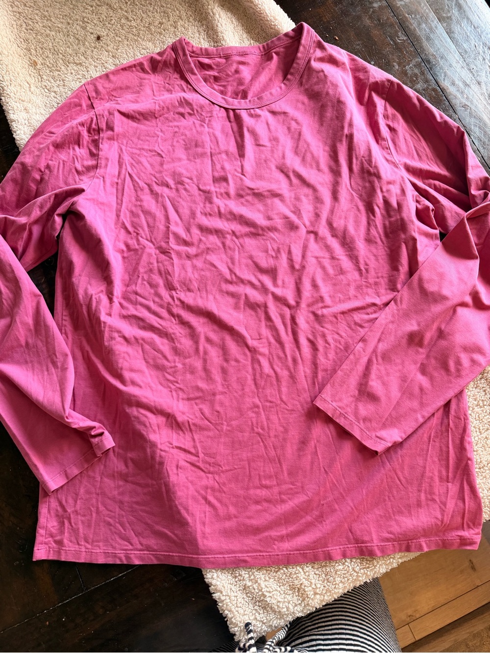 Men’s Lululemon long sleeve